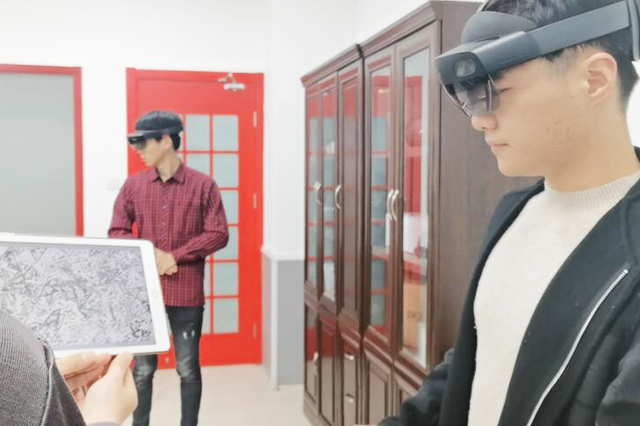 HoloLens多設(shè)備共享互動(dòng)展示平臺(tái)