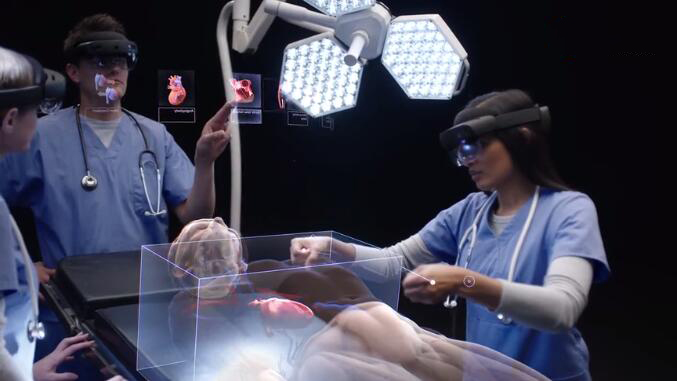 HoloLens AR培訓(xùn)加速呼吸機(jī)生產(chǎn)流程
